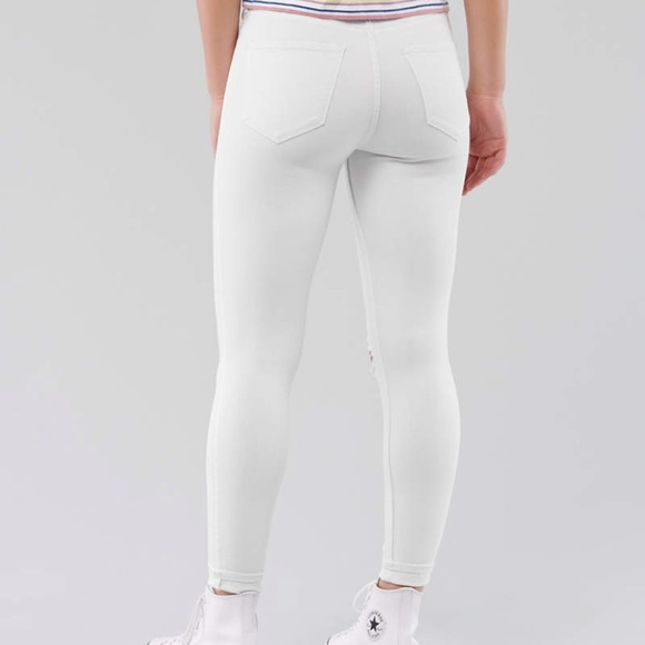 White Hollister High Rise Jegging - Picture 2 of 5